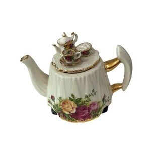 Royal Albert Old Country Rose Miniature Victorian Tea Service Teapot 3 1/2 in